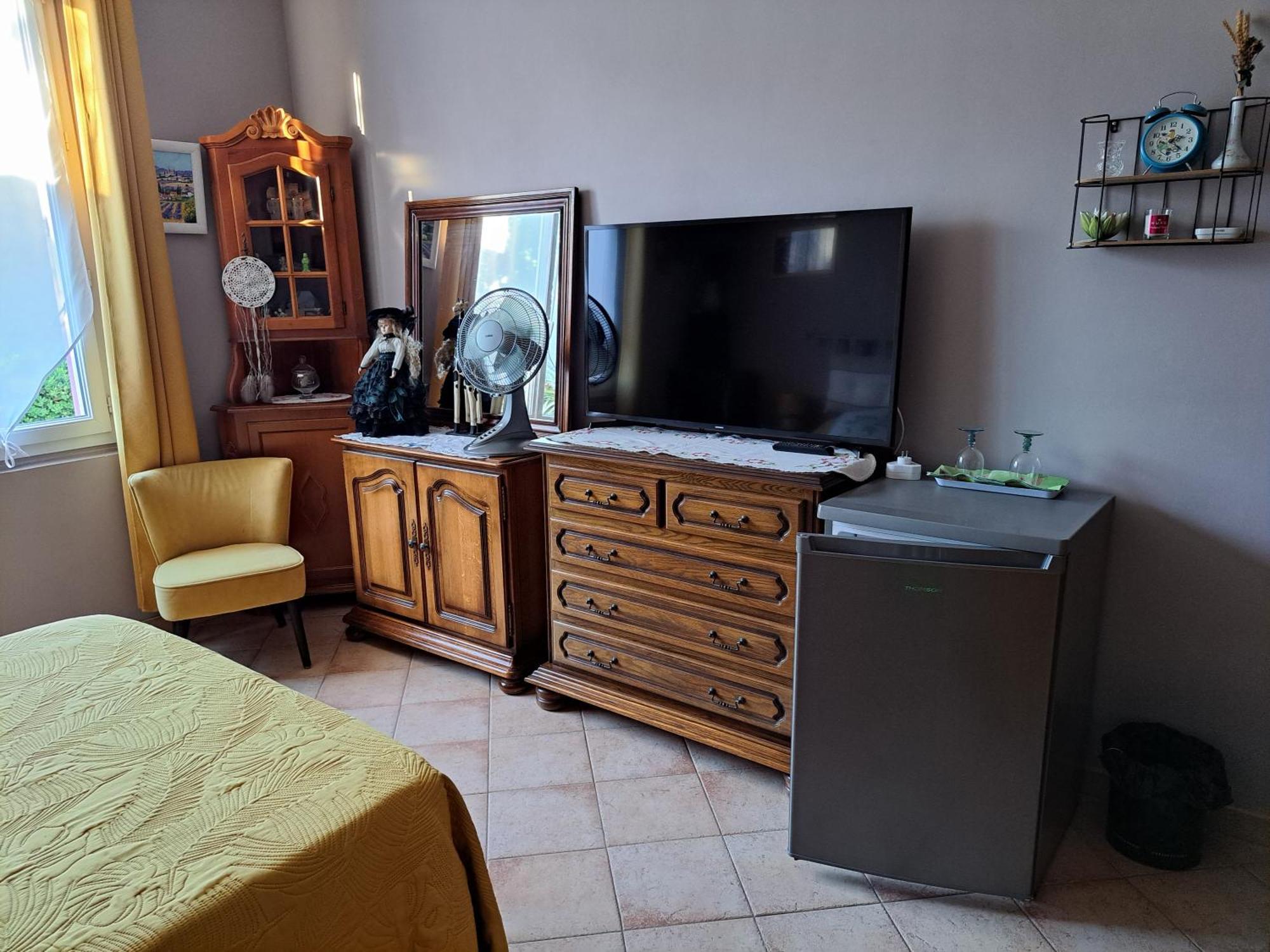La Chambre De Cleo Канни Екстер'єр фото